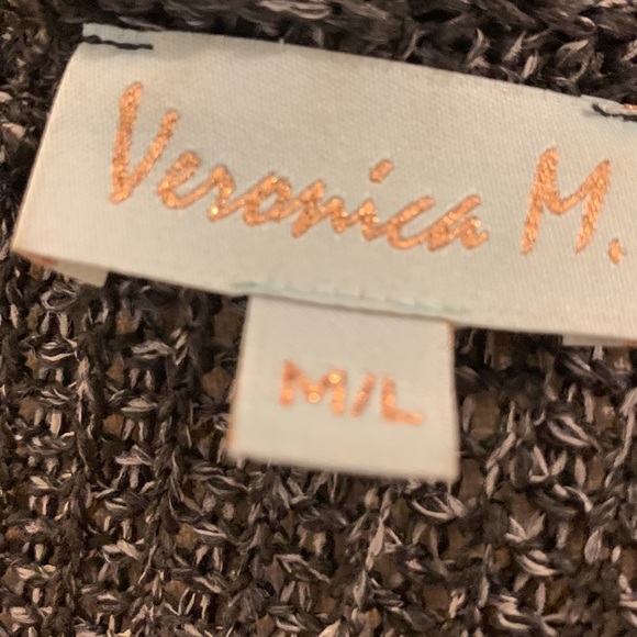š§„Veronica M Sweater, Gray, Size: M/Lš§„ - Picture 11 of 12